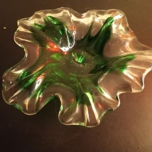 Chalet Art Glass 8" Leaf Pattern Ashtray